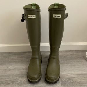 Hunter Boots (Men’s size 7)